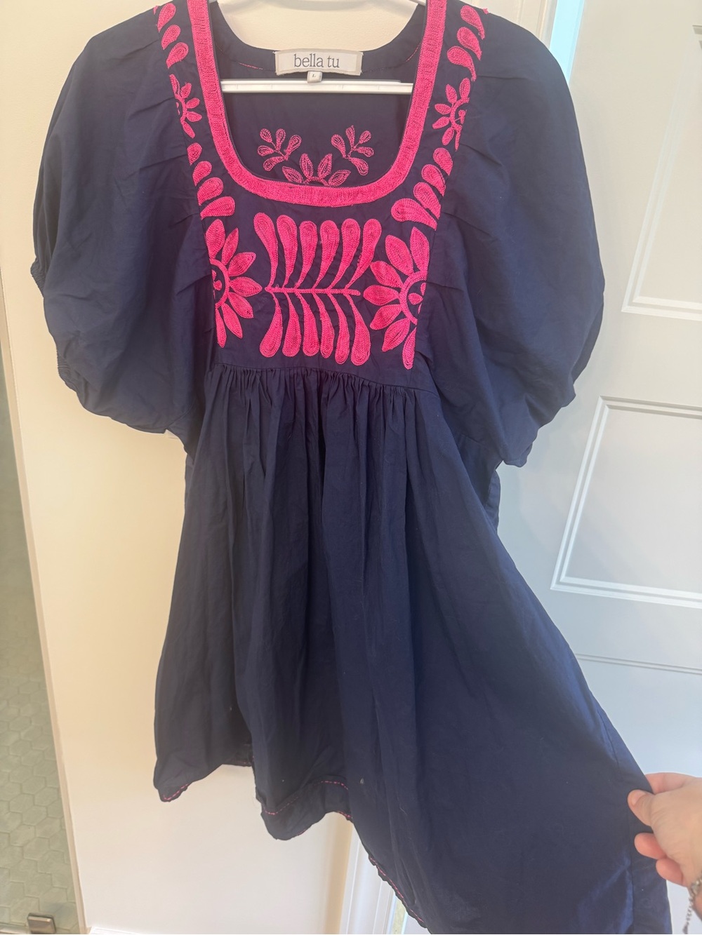 Bella Tu embroidered dress - Picture 2 of 6